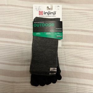 INJINJI toe socks with Nuwool material